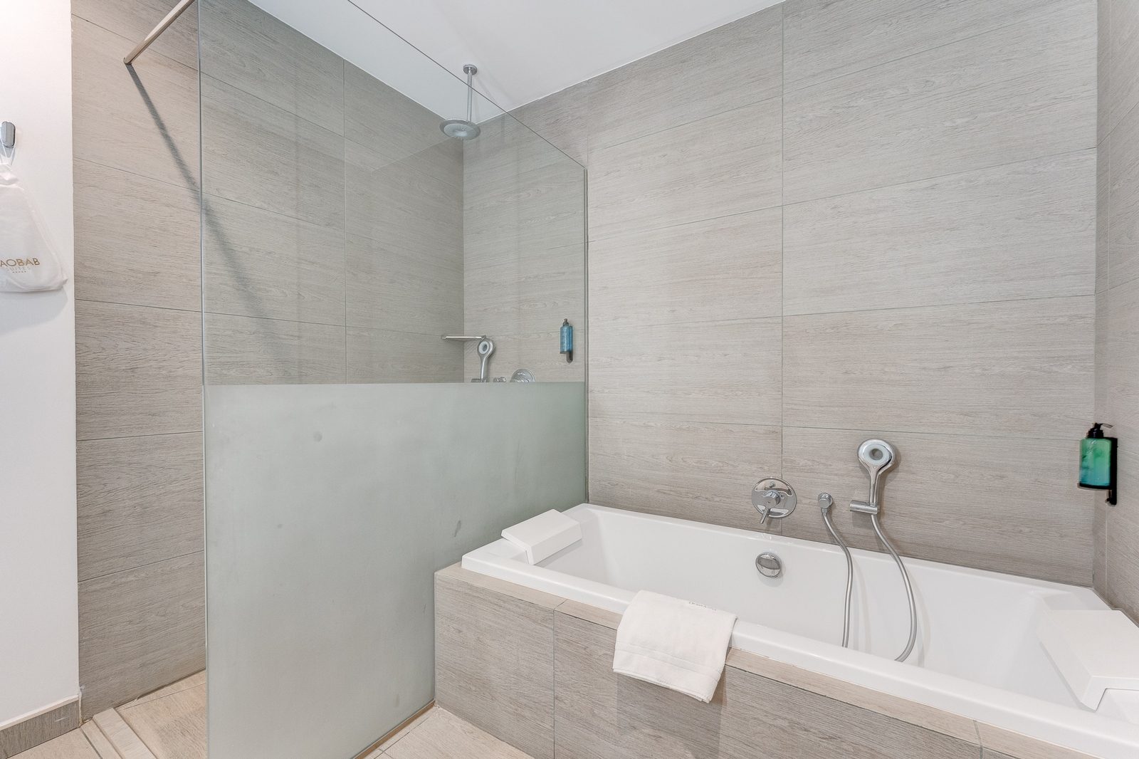 1 Camera | Baobab Suites — foto 11